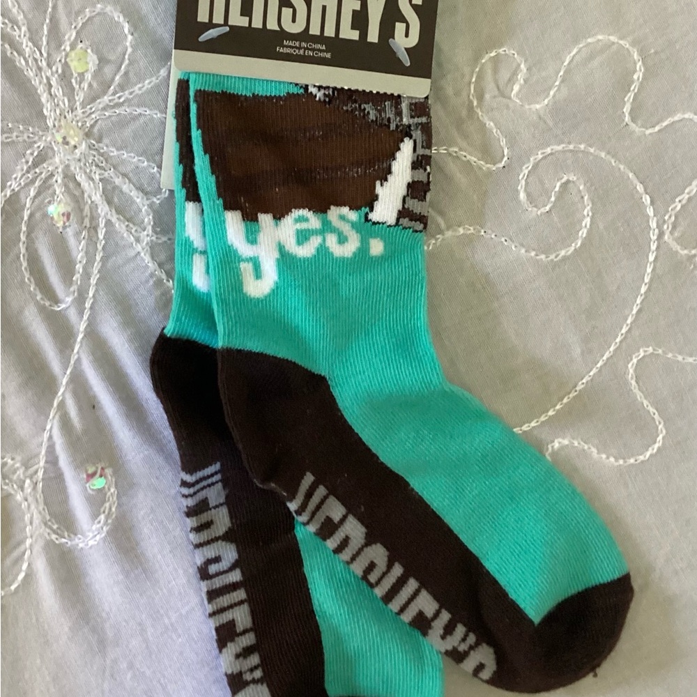 Hershey’s Kid Ankle Socks Sizes 9-3.5 (3 Kids Socks for $15)